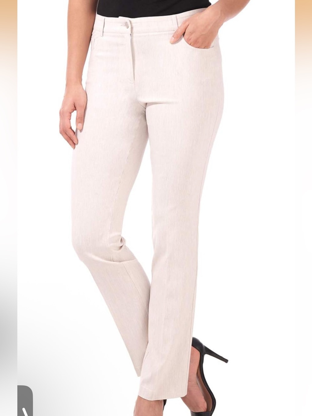 Rekucci straight cut stretch five pocket with a zipper closure.